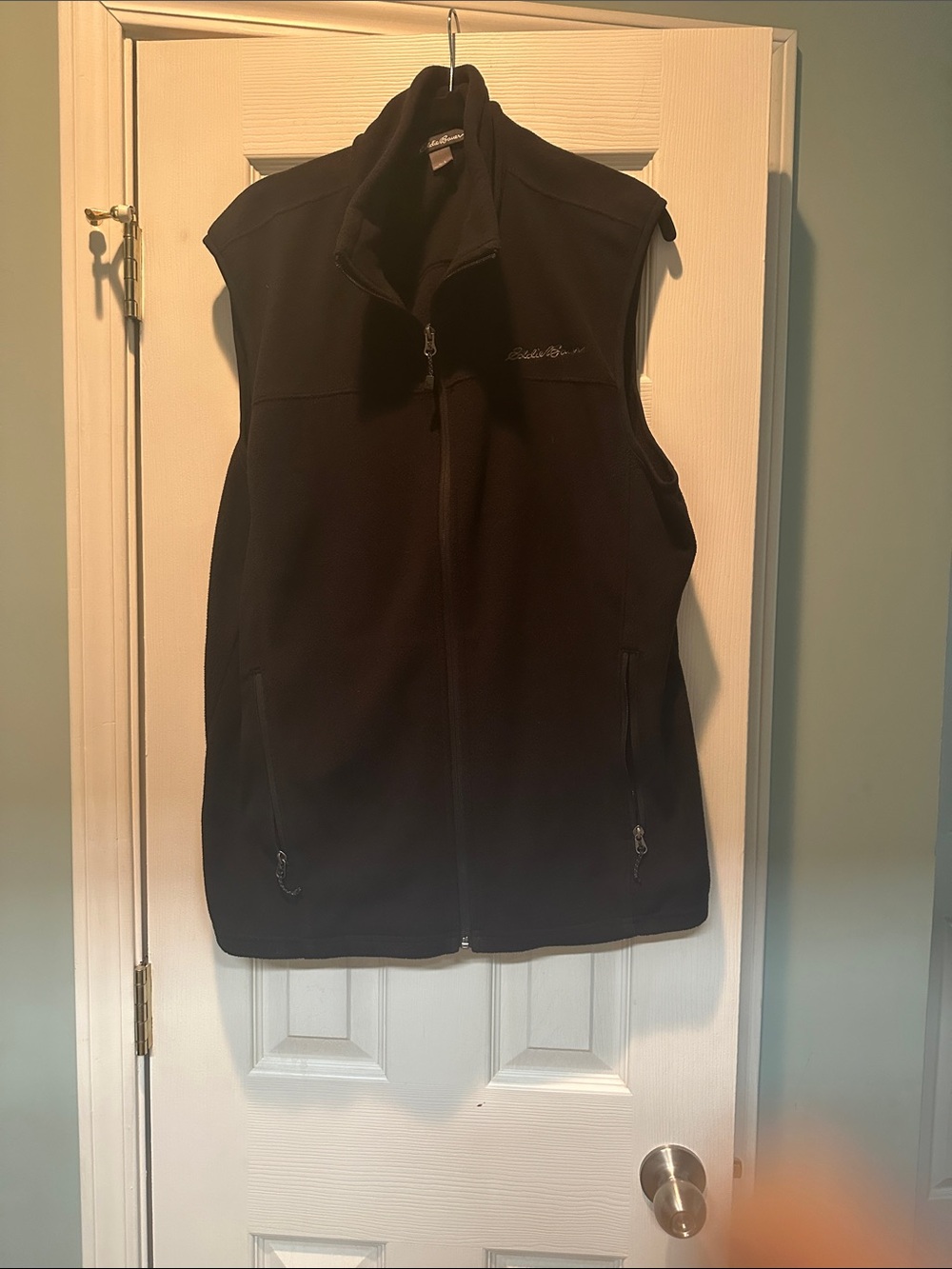 Eddie Bauer Black Zip-Front Fleece Vest